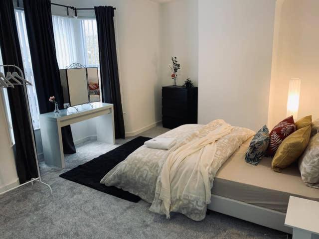 Modern & Luxurious Central Home - Free Parking Λίβερπουλ Εξωτερικό φωτογραφία
